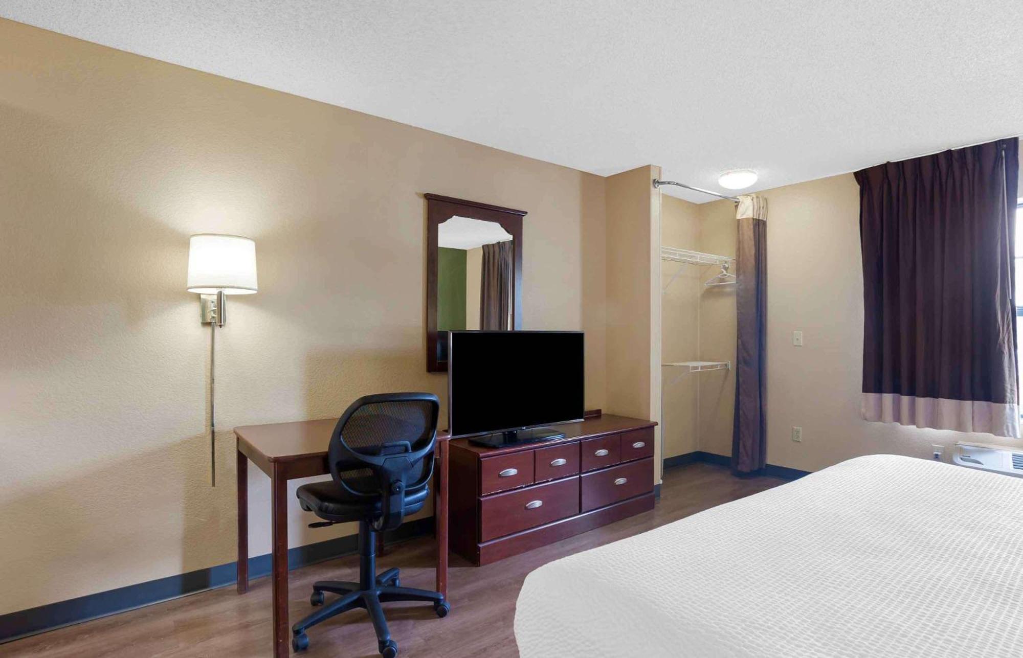 Extended Stay America Suites - Detroit - Novi - Orchard Hill Place Northville Zewnętrze zdjęcie